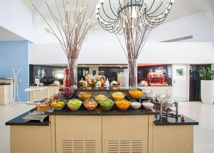 King Jason Paphos - Designed For Adults By Louis Hotels